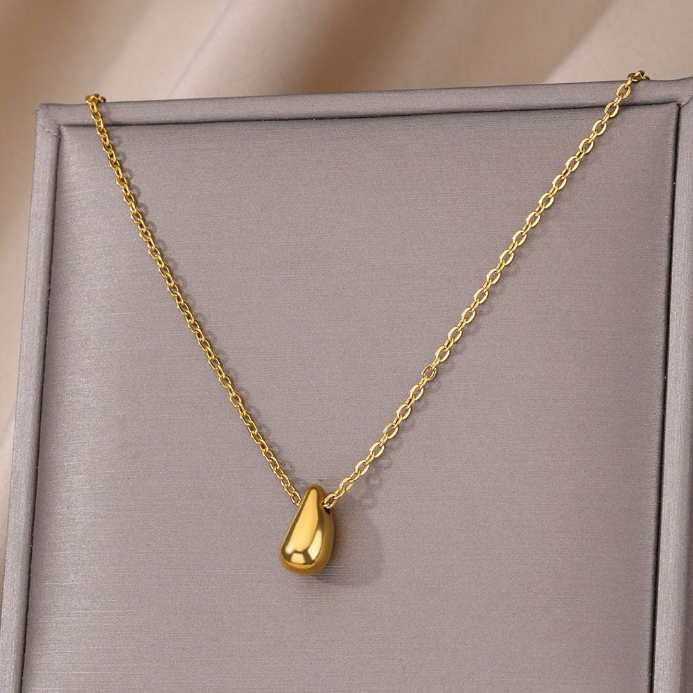 Water drop necklace
