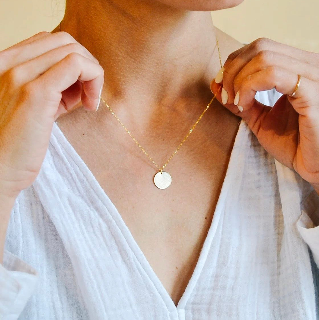 Gold round plate Necklace