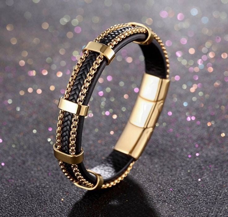 Leather men bracelet