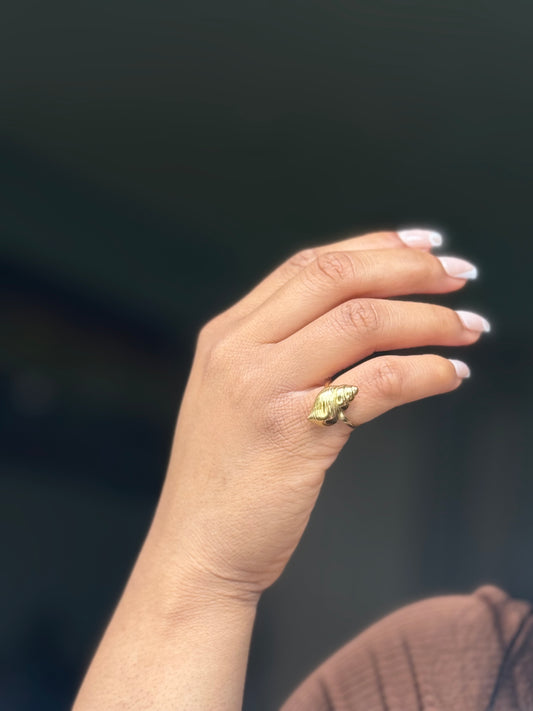Seashell ring