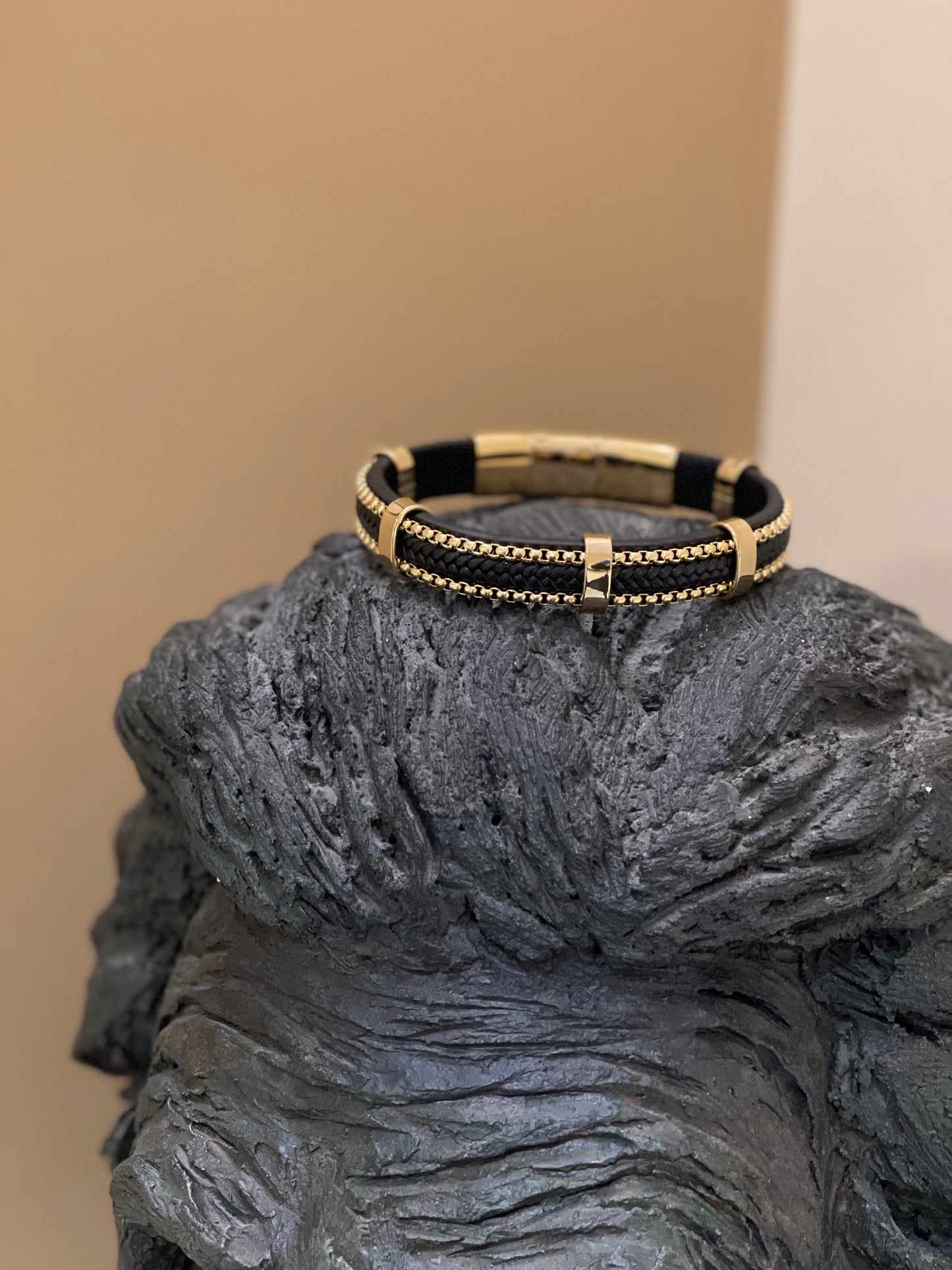 Leather men bracelet