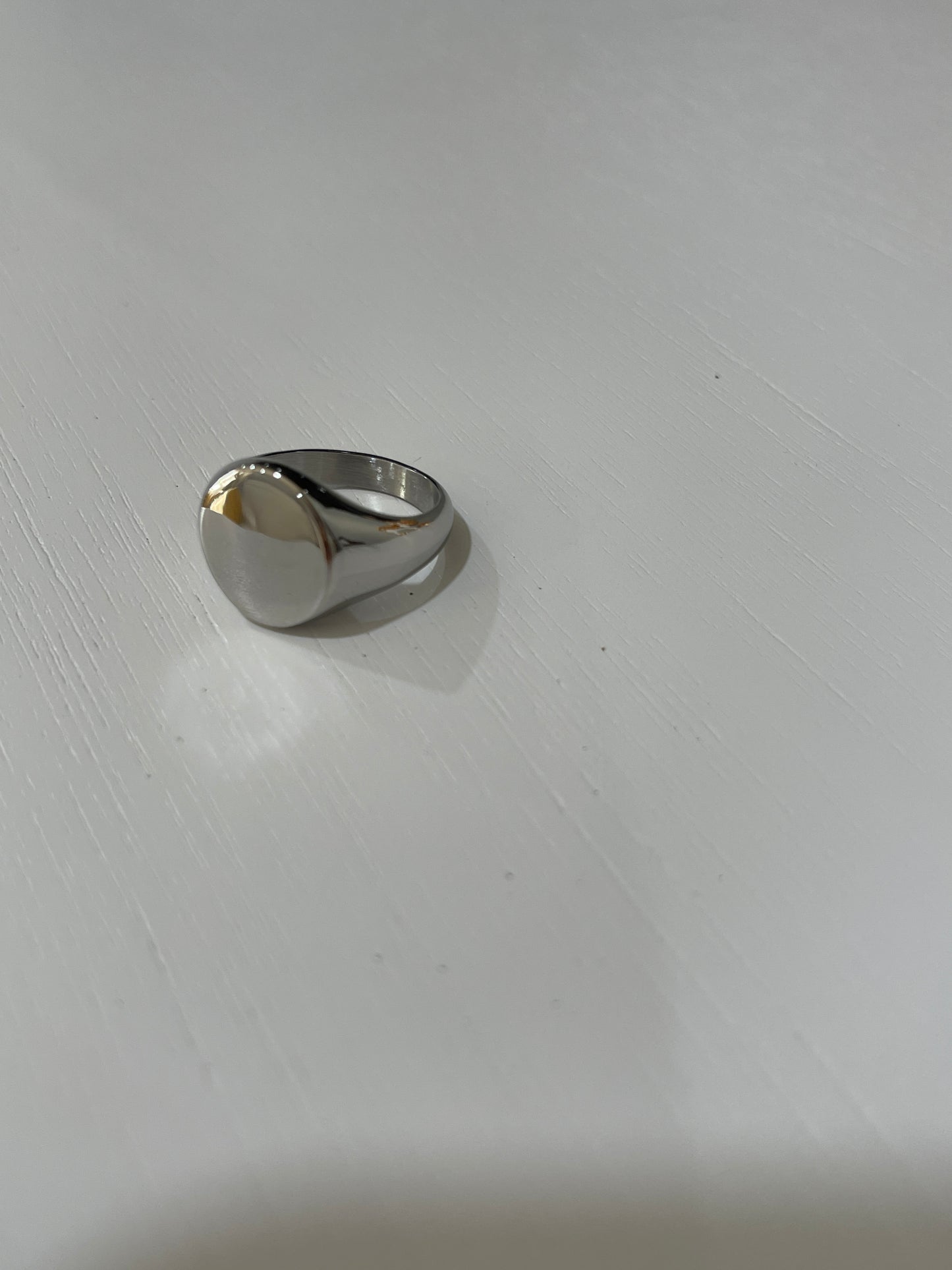 Round plate ring