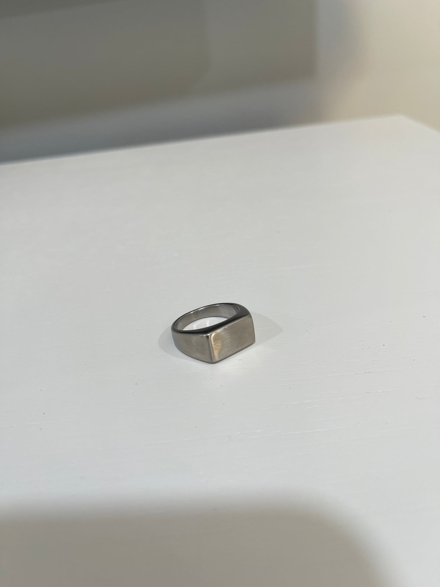 Rectangular plate ring