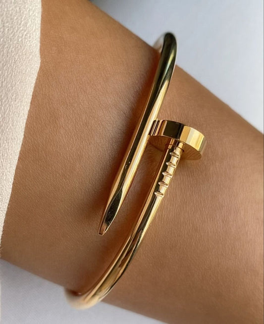 Clou bracelet