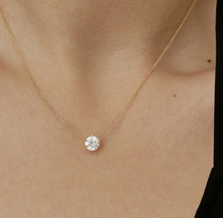 Zircon charm necklace